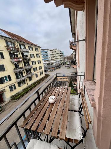 Balcony/terrace, Zurich Style One Bedroom All Yours in Albisrieden - Altstetten