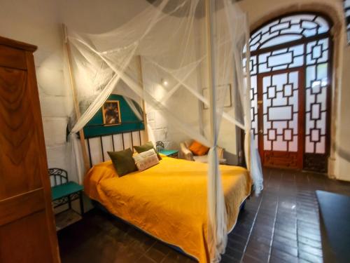 1 double bed