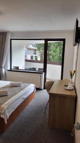 M7 Villa Bed& Bistro