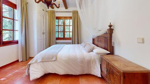 Villa Valmores in Olmeda de las Fuentes