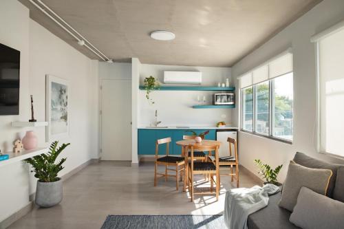 Aquabella House 8 Unit House Sleeps 22 With Pool in Loiza