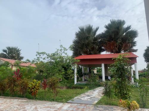 Georgianas Residence in Gunjur