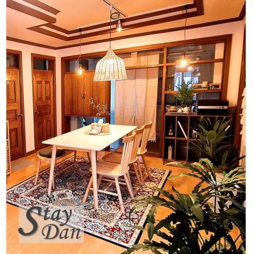 스테이단 – khách sạn tại Dangu-dong