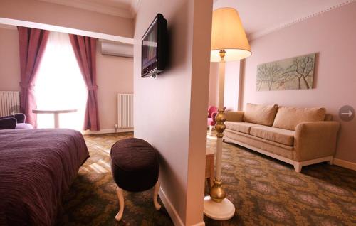 Sonno Boutique Rooms & Suites – Ankara, CT