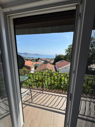 Erkély/terasz, Apartmani Ugrudkov in Šušanj