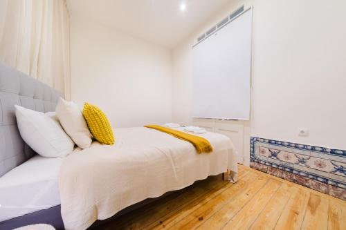 Stylish 5BR Apartment in Central Lisbon - image 14