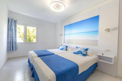 Apartamentos Arena Dorada - image 7
