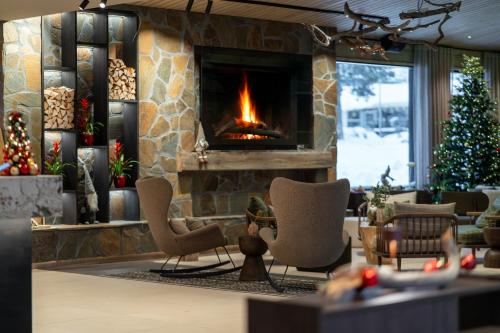 Shared lounge/TV area, Wilderness Hotel Kieppi in Inari