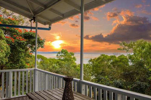 Sunset Villa • Pet-Friendly • Water Views 1770