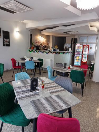 Ресторан, Hotel Mantra in Арад