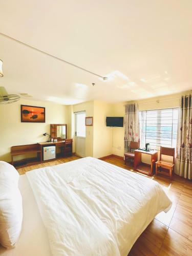 MB CENTRAL HOTEL CAT BA