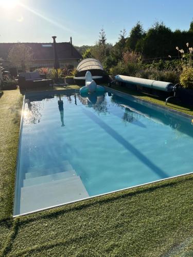 La Belle Vie La in Saintry-sur-Seine
