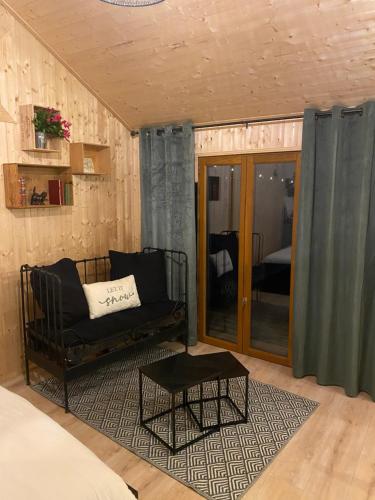 La Belle Vie La in Saintry-sur-Seine