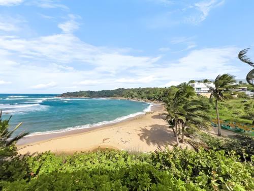 Villa Capitán Modern Stay Near Beach with pool (Villa Capitan Modern Stay Near Beach with pool) in Vega Alta