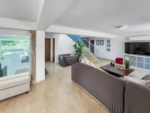 Villa Capitán Modern Stay Near Beach with pool - image 8