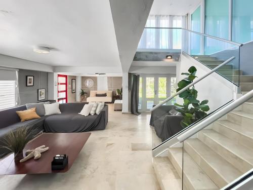 Villa Capitán Modern Stay Near Beach with pool (Villa Capitan Modern Stay Near Beach with pool) in Vega Alta