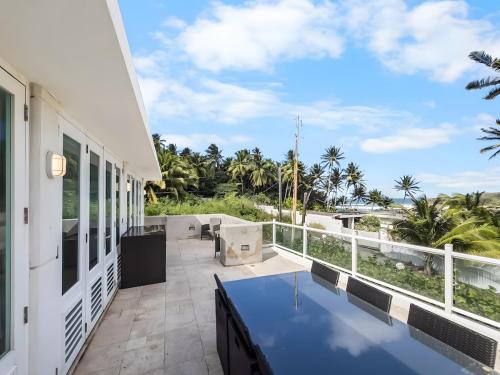 Villa Capitán Modern Stay Near Beach with pool - image 4