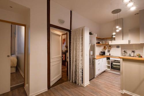 Charming Flat Louvres Opera - image 8