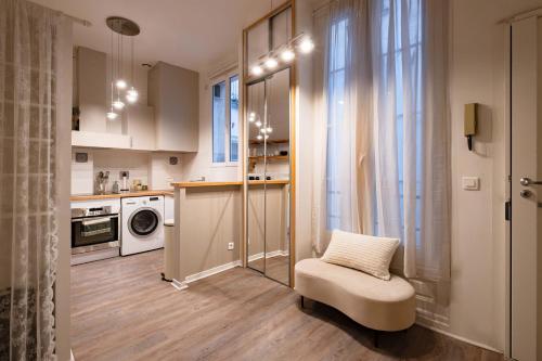 Charming Flat Louvres Opera - image 9