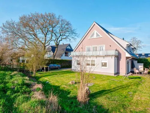 Haus Regenbogen Fewo Nr 2 in Zingst, Deutschland