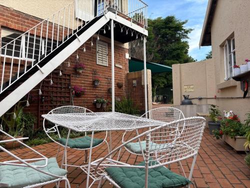 NBs Sage & Stone Nest in Edenvale
