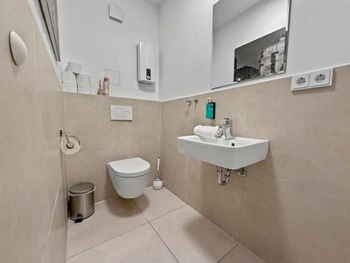 Flatista Homes - Central Station - 3BR, Munich (photo 3)