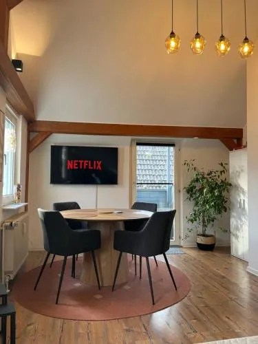 Ferienwohnung - Balkon - Netflix - Parkplatz - Kingsize-Bett in Antrifttal, Deutschland