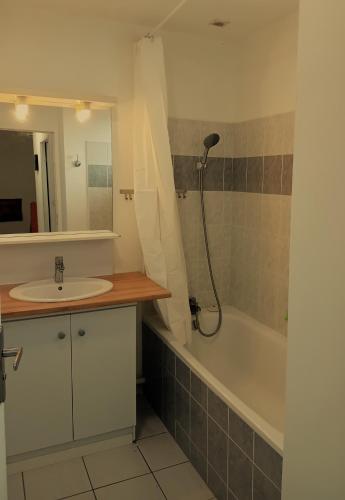 ボルウィレール Chambre d'hote d'Annick, Boulazac ホテル レストラン