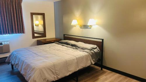 Swan Inn Motel - image 5