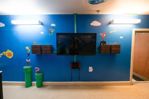 Mario Room Waterfront Downtown View Cedar Point! - image 2