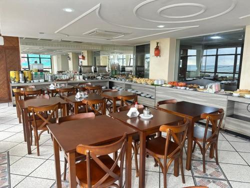 Yak Beach Hotel Ponta Negra - image 5