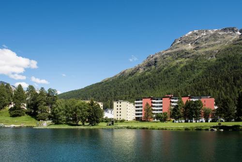 Skyline House Ferienapartments St. Moritz