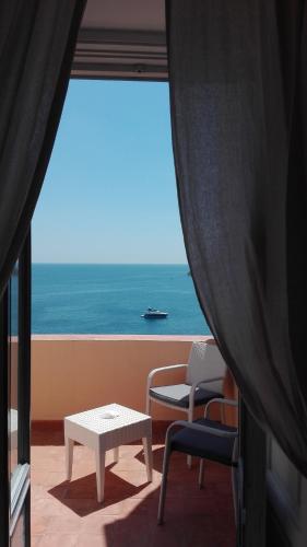Hotel La Casa sul Mare - image 10