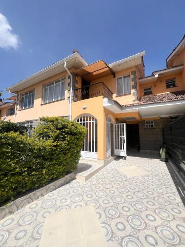 Cleo Luxe Villa , Spacious 4-Bedroom Maisonette in Sabaki Near SGR & JKIA in Athi River