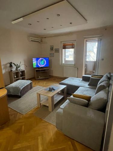 apartman Bane 2