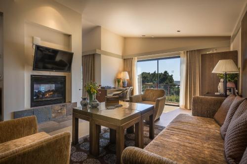 Sala de estar/TV partilhada, The Heritage House Resort in Little River (CA)