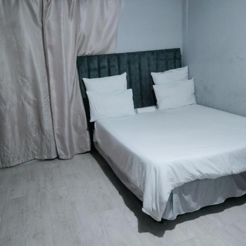 N2 Village BnB in Umtata