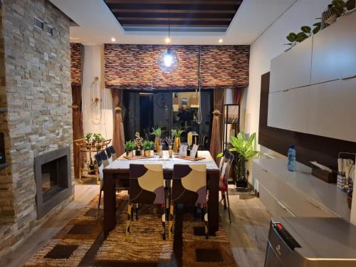 LES Dunes De Faqra ( c duplex ) – khách sạn tại Faraya