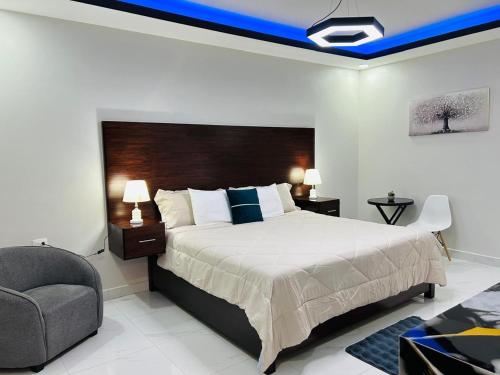 . Hotel New York