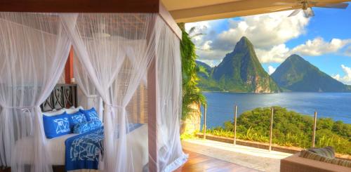 Jade Mountain