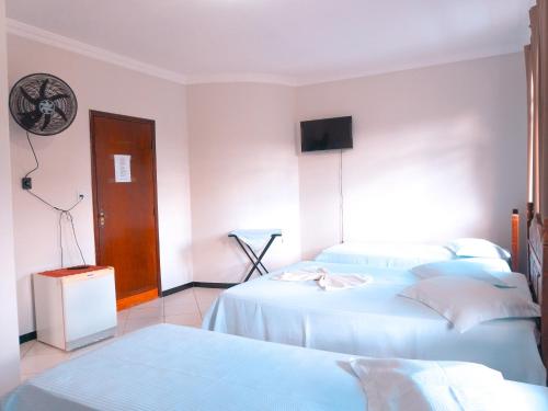 1 double bed, 3 twin beds