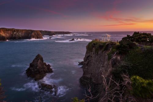 Ümbrus, The Heritage House Resort in Little River (CA)