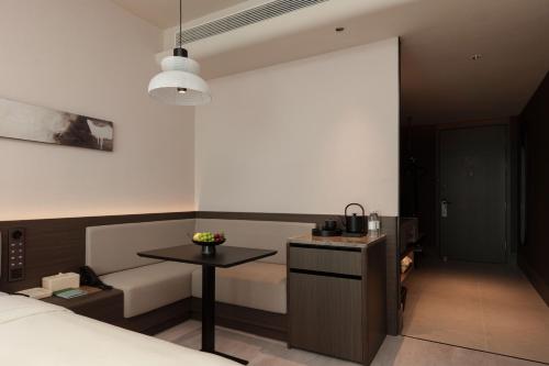 Atour Hotel Wuhan Jianghan Road International Plaza - image 3