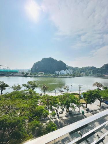 MB CENTRAL HOTEL CAT BA