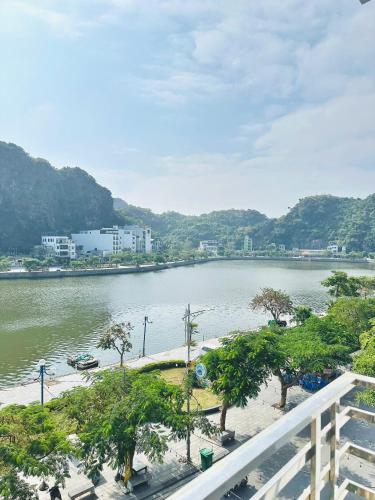 MB CENTRAL HOTEL CAT BA