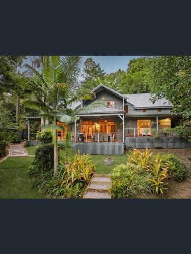 . Magnolia Cottage