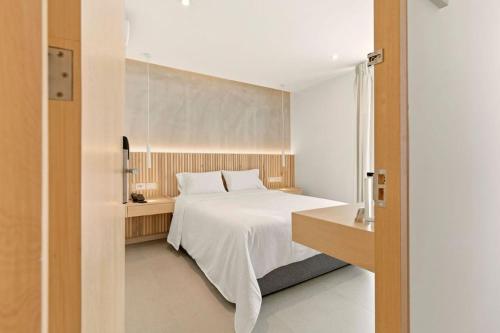 Hotel Alcalà Centro - image 5