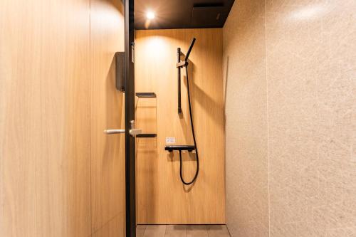 Professional Newly Designed Japanese Holiday Home Near Namba and Easy access to Airport via Train