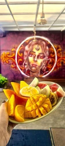 The Lake Round Guest House in Kandy