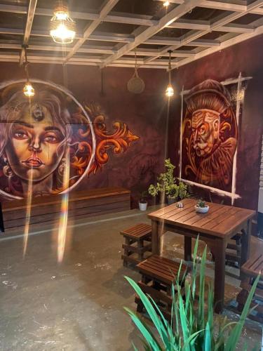 The Lake Round Guest House in Kandy